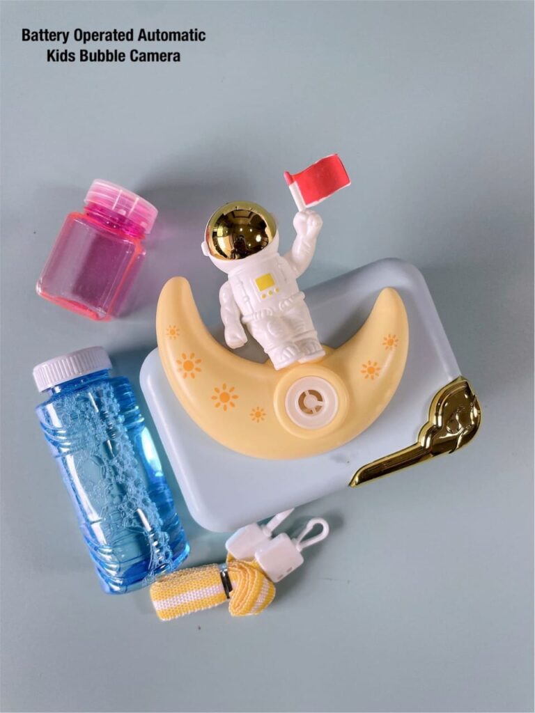 Astronaut & Unicorn Portable Bubble Camera - Image 5