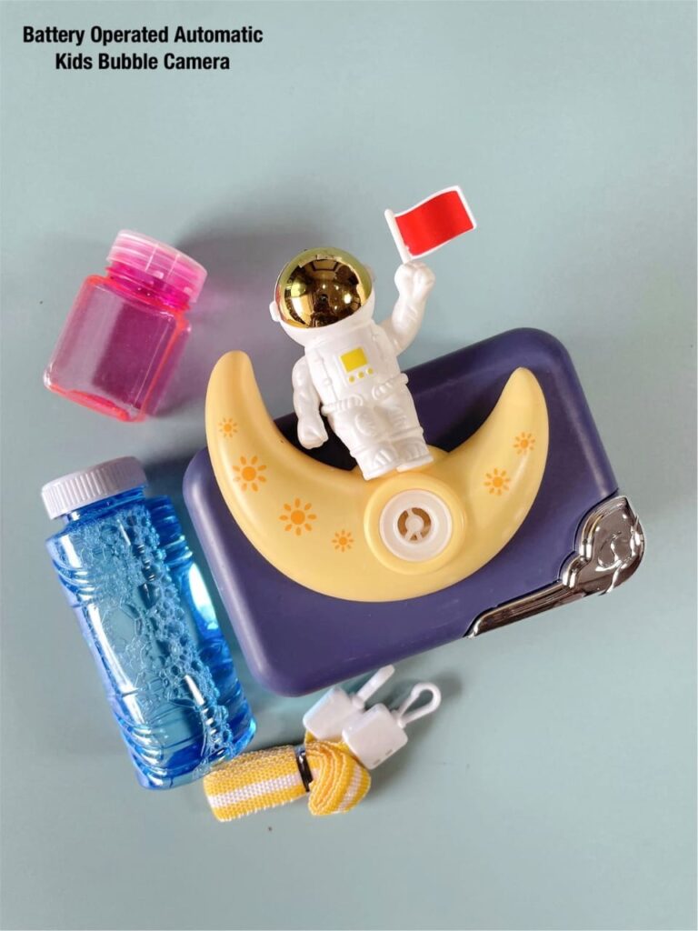 Astronaut & Unicorn Portable Bubble Camera - Image 2